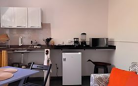 Studio Aqui é seu Lugar em Itaguá